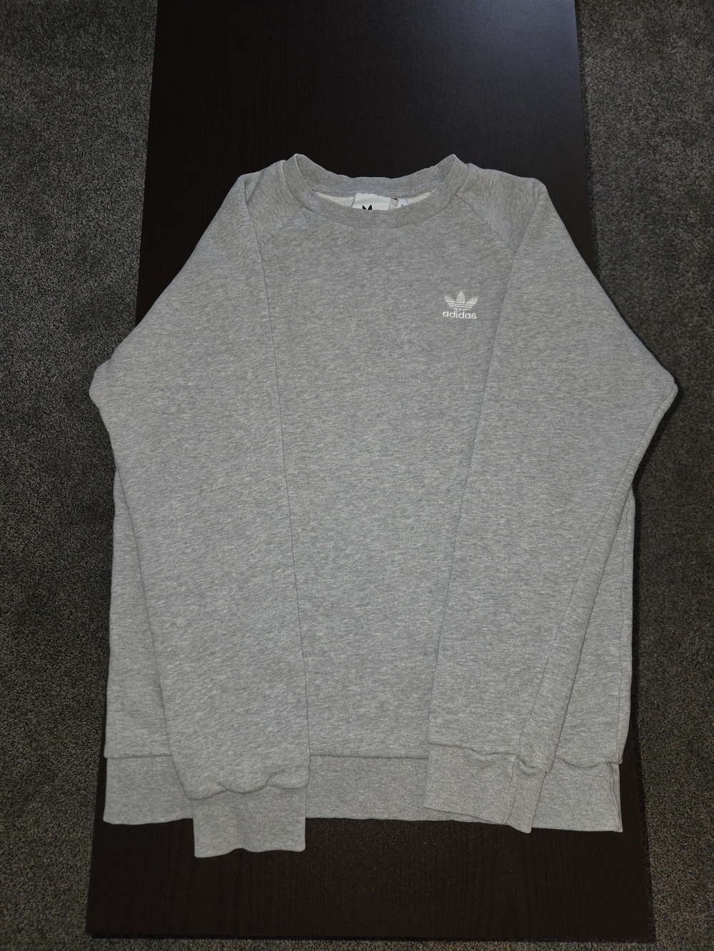 adidas Light Gray Men’s Crewneck Sweatshirt with Trefoil Logo